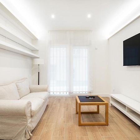 Apartamento Unico En Gran Via Apartment มาดริด ภายนอก รูปภาพ